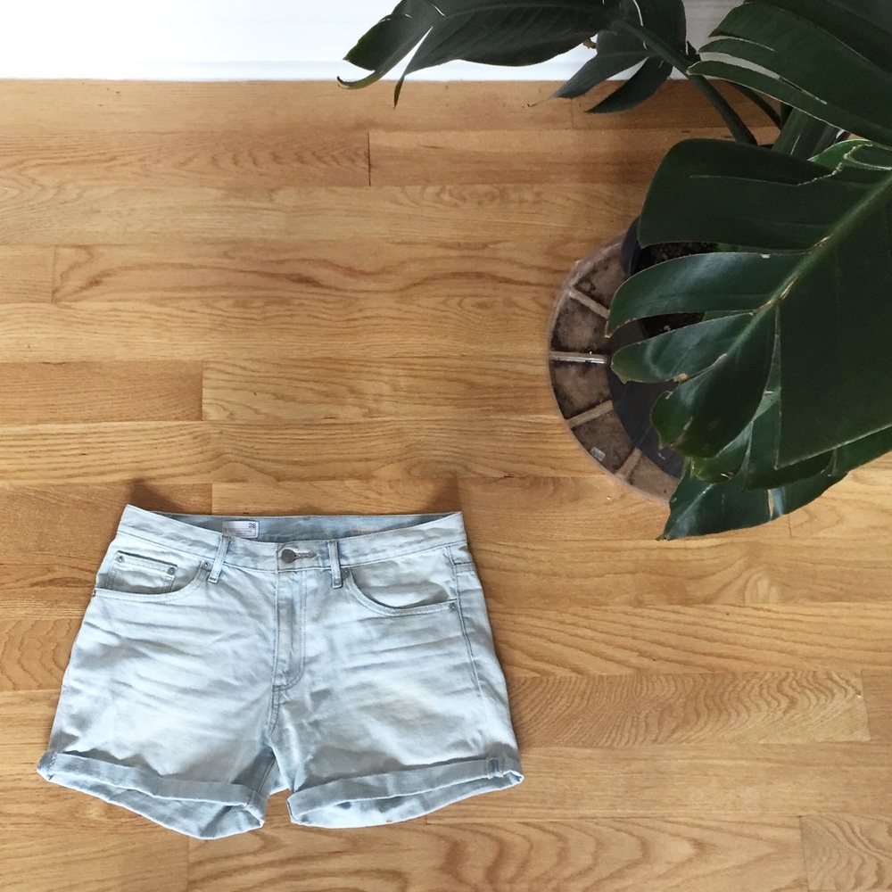 Boyfriend Faded Shorts
